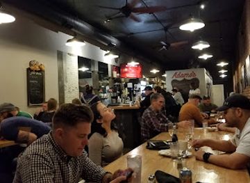 california/sacramento/midtown-sacramento/restaurant/adamo-s-restaurant