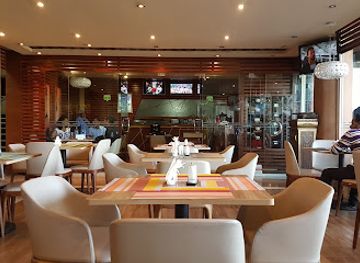 ethiopia/addis-ababa/restaurant/variety-restaurant-and-lounge-bole