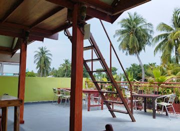 maldives/meemu-atoll/restaurant/fishing-village