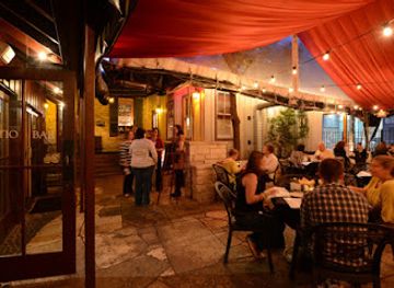 texas/red-river-valley/restaurant/moonshine-grill