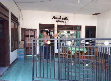 indonesia/pulau-moyo/restaurant/rm-optimis