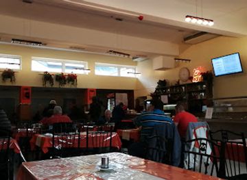 hungary/tatabanya/restaurant/studium-gyorsetterem