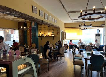 pakistan/islamabad/restaurant/shakespeare-s-lounge