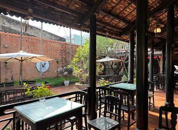 vietnam/quy-nhon/restaurant/nha-hang-anh-nhat-gia-vien