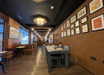 oman/al-hajar-al-gharbi/restaurant/qibara-restaurant