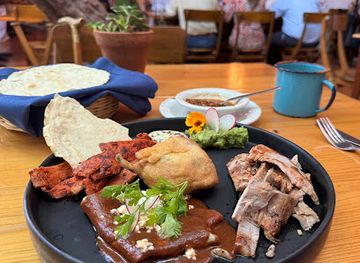 mexico/valles-centrales-of-oaxaca/restaurant/las-quince-letras-restaurante