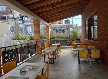 uganda/busoga/restaurant/shaka-zulu-foods-bwebajja