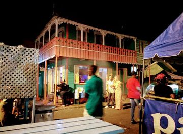 saint-lucia/rodney-bay/restaurant/frydays