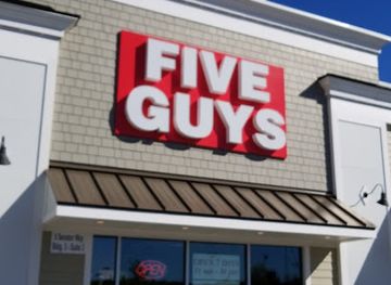 maine/augusta/restaurant/five-guys