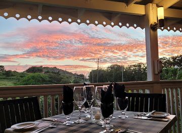 antigua-and-barbuda/hell-s-gate/restaurant/the-fox-house-bar-restaurant