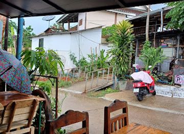 thailand/mae-hong-son/restaurant/two-sisters-restaurant