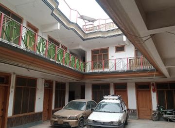 pakistan/chitral/restaurant/sawana-hotel