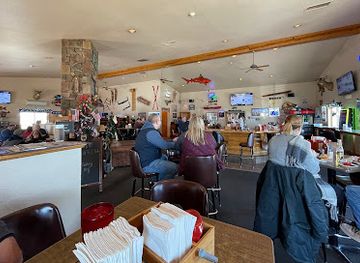 illinois/matthiessen-state-park/restaurant/cabin-fever-bar-grill