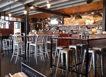 new-zealand/new-plymouth/restaurant/joe-s-garage-new-plymouth