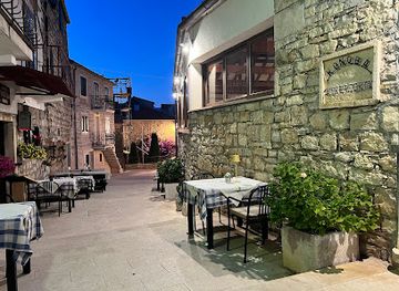 croatia/brac-island/restaurant/restoran-konoba-vinotoka