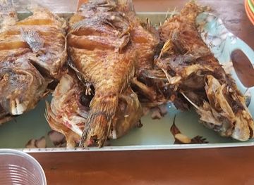 jamaica/hellshire-hills/restaurant/aunt-merl-fish-and-lobster-restaurant