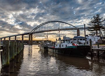 maryland/chesapeake-bay-maritime-museum/restaurant/schaefer-s-canal-house
