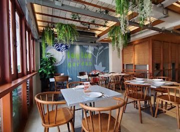 thailand/bangkok/ari/restaurant/lay-lao-ari