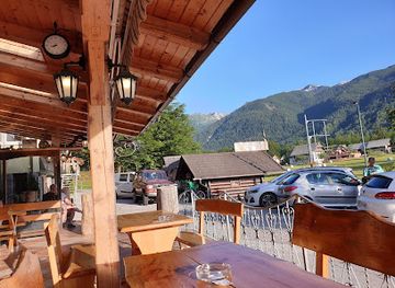 slovenia/bohinj/restaurant/foksner