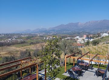 albania/mirdita/restaurant/restorant-kodrinat