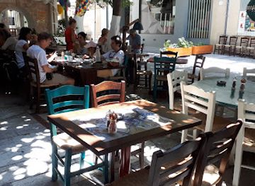 greece/heraklion/archaeological-museum-of-heraklion/restaurant/antipodas