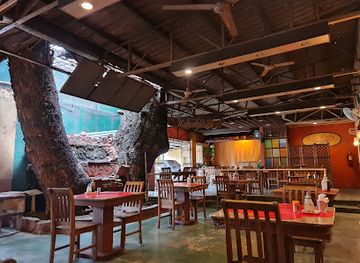 philippines/cebu-city/restaurant/lola-eats