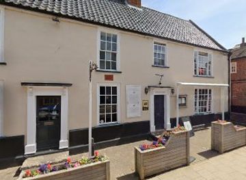 united-kingdom/southwold/restaurant/dining-at-sutherland-house