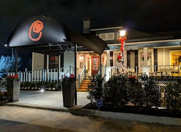 texas/college-station/restaurant/christopher-s-world-grille