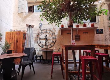 malta/gozo-citadel/restaurant/casa-vostra