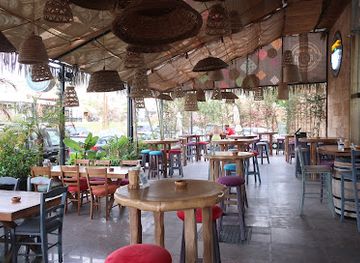 lebanon/batroun/restaurant/pierre-y-amigos