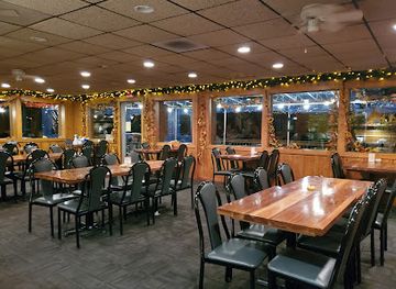 wisconsin/ice-age-trail/restaurant/fitz-s-on-the-lake