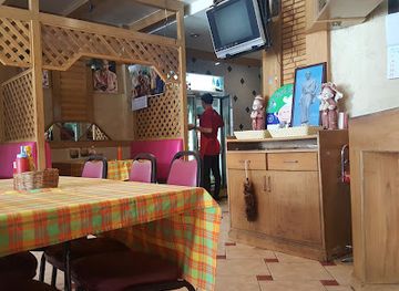thailand/nakhon-ratchasima/restaurant/v-dub-dining-room