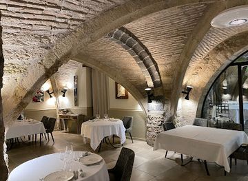 france/languedoc-coast/restaurant/la-table-d-emilie