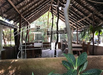 sri-lanka/polonnaruwa/restaurant/ariya-rest-house