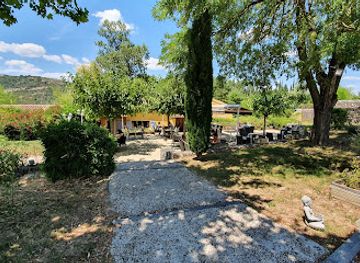france/ardèche-gorges/restaurant/restaurant-le-pont-des-mazes