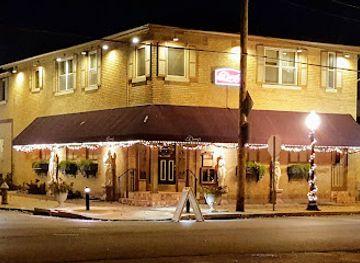 missouri/lincoln-hills/restaurant/dominic-s