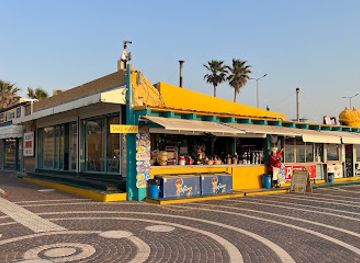 israel/haifa-beaches/restaurant/camel