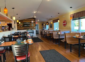 maine/penobscot-county/restaurant/grandbelly-s-country-cafe