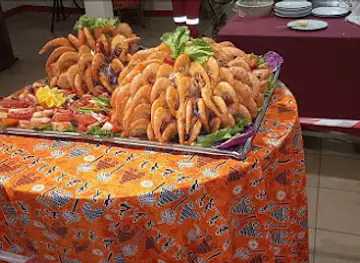 Mess yénzi