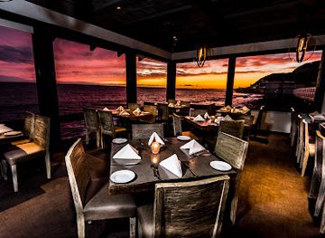 Moonshadows Malibu