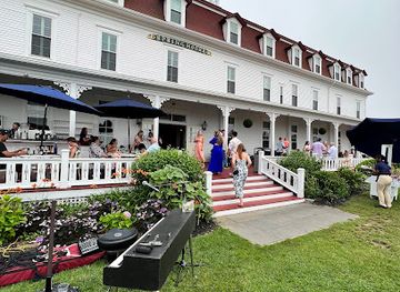 rhode-island/block-island/restaurant/spring-house-main-restaurant