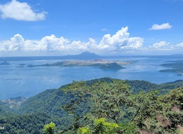 philippines/taal-volcano/restaurant/dahon-at-mesa-tagaytay