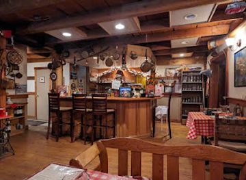 vermont/stowe/restaurant/swiss-fondue-by-heinz