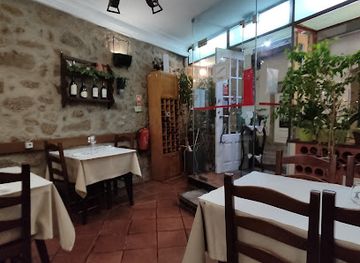 portugal/beira-alta/restaurant/solar-da-beira