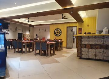 india/kozhikode/restaurant/clock-tower-restaurant