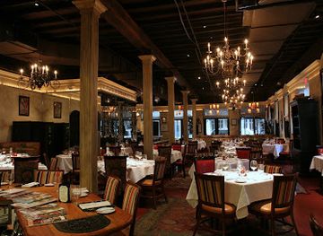 south-carolina/charleston/charleston-waterfront-park/restaurant/slightly-north-of-broad-restaurant