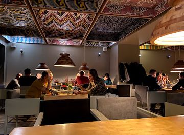 lithuania/vilnius/naujamiestis/restaurant/kinza