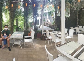 philippines/tagaytay/restaurant/deli-de-san-honore