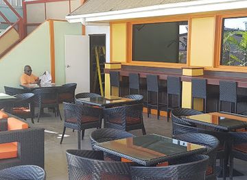 papua-new-guinea/kokopo/restaurant/monsieur-henry-cafe