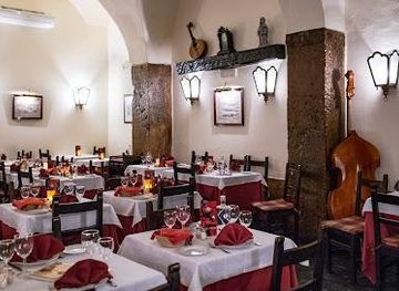 portugal/lisbon/restaurant/clube-de-fado